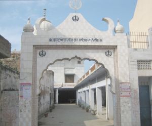 Gurudwara Shri Seesh Ganj Sahib 02.JPG