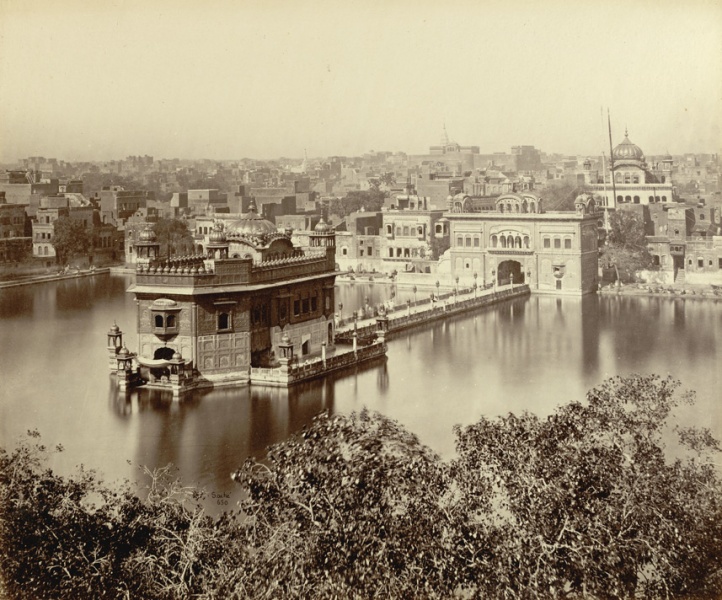 File:Darbar Sahib in 1870, from old Ramgarhia Bunga.jpg