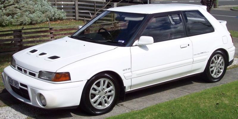File:Mazda 323 GTR (1992).jpg