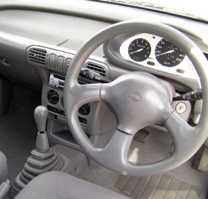 Nissan Micra Super S (1995) Cockpit.jpg